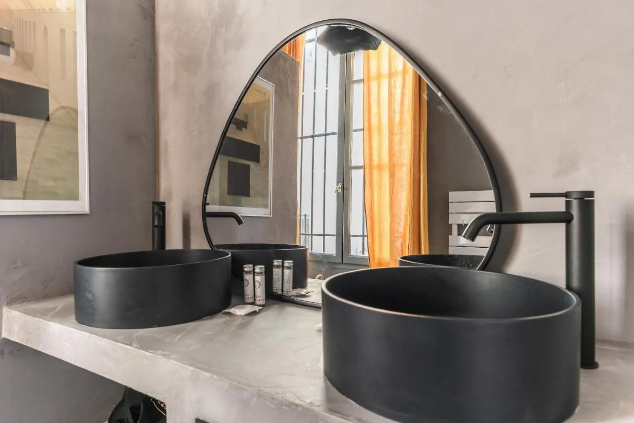 Outstanding Parisian Flat In Heart Of Paris Center Appartement 0*,  Frankrijk