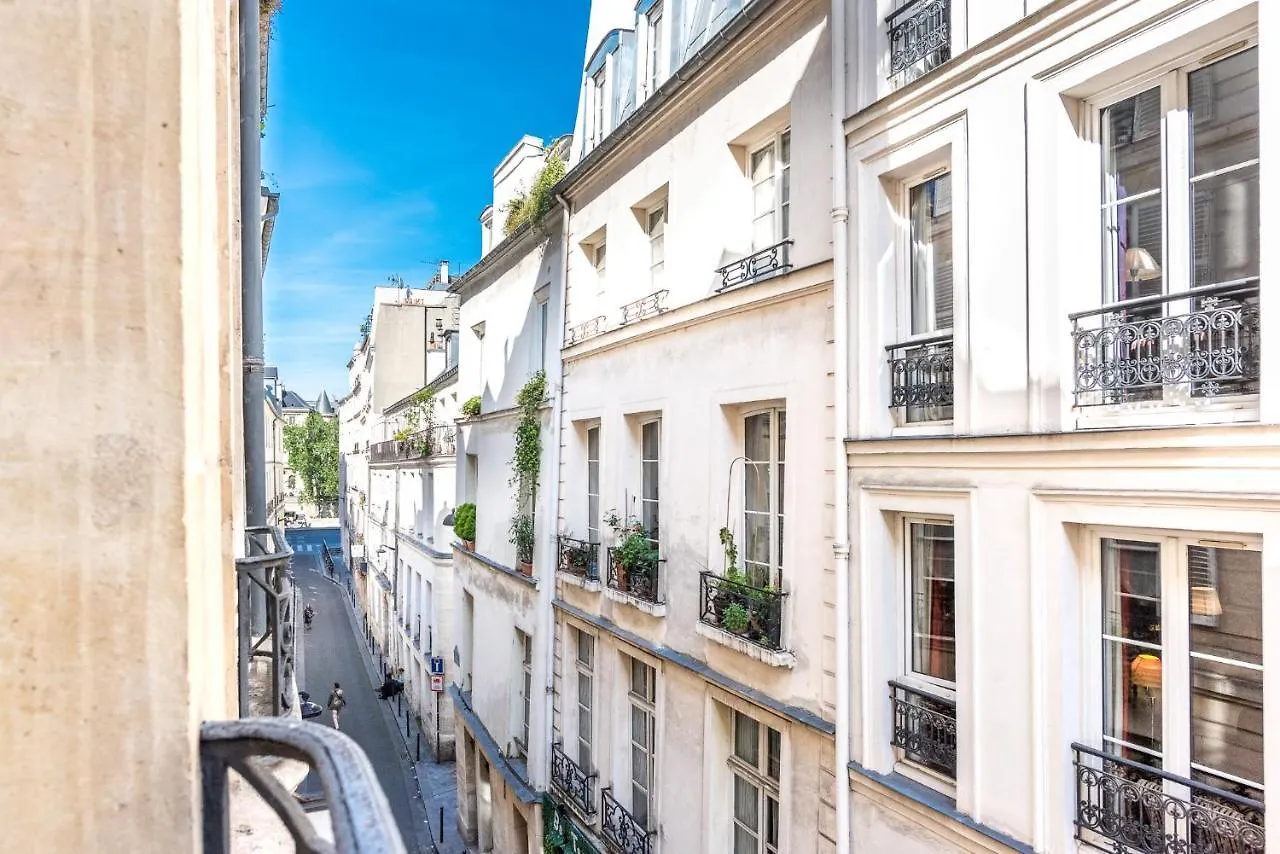 Outstanding Parisian Flat In Heart Of Paris Center Apartment 0*,  France